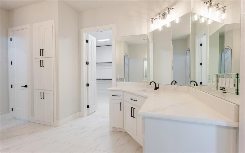 1017 Paradise Parkway, Poolville, TX 76487, 4 Bedrooms Bedrooms, ,2 BathroomsBathrooms,Residential,For Sale,1017 Paradise Parkway,0,21095655