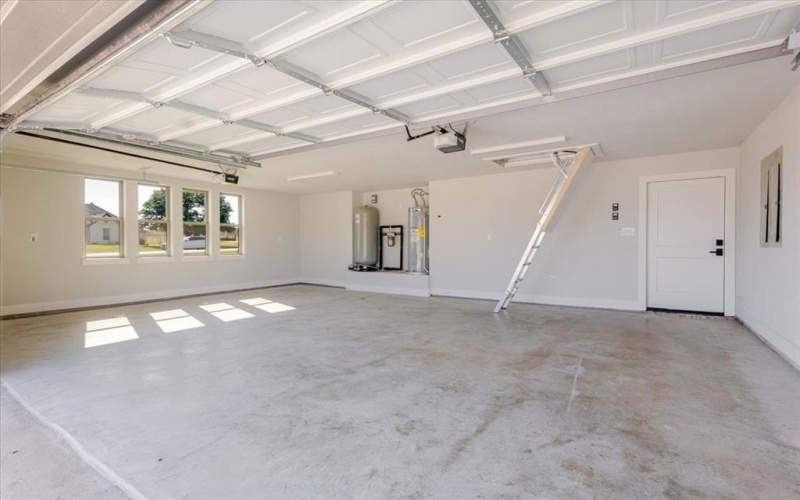 1017 Paradise Parkway, Poolville, TX 76487, 4 Bedrooms Bedrooms, ,2 BathroomsBathrooms,Residential,For Sale,1017 Paradise Parkway,0,21095655