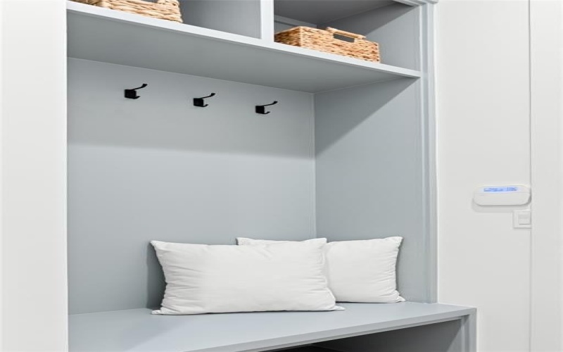 6454 Kenwood Avenue, Dallas, TX 75214, 5 Bedrooms Bedrooms, ,6 BathroomsBathrooms,Residential,For Sale,6454 Kenwood Avenue,0,21099597