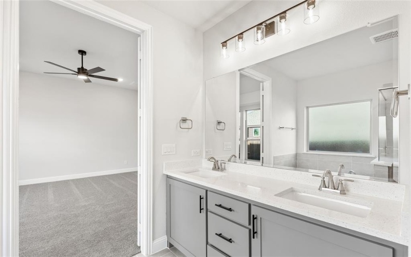 8 Grouse Circle, Sanger, TX 76266, 4 Bedrooms Bedrooms, ,3 BathroomsBathrooms,Residential,For Sale,8 Grouse Circle,0,21101031