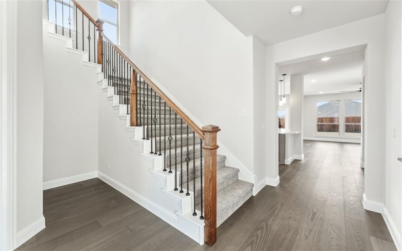 8 Grouse Circle, Sanger, TX 76266, 4 Bedrooms Bedrooms, ,3 BathroomsBathrooms,Residential,For Sale,8 Grouse Circle,0,21101031