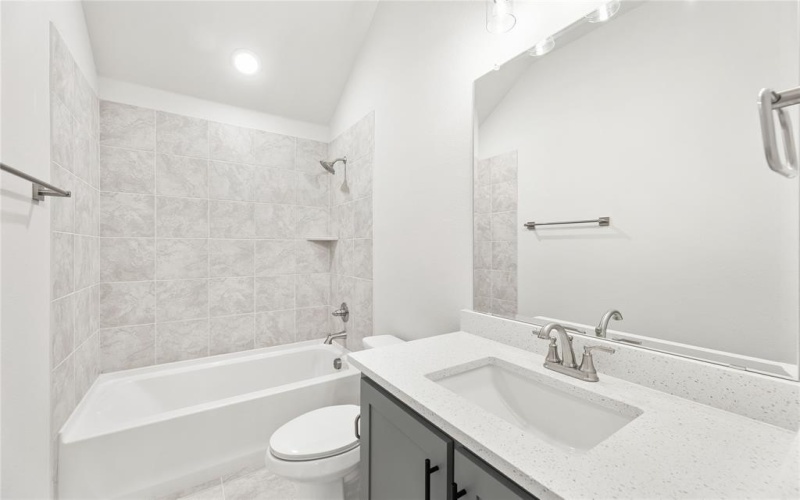 8 Grouse Circle, Sanger, TX 76266, 4 Bedrooms Bedrooms, ,3 BathroomsBathrooms,Residential,For Sale,8 Grouse Circle,0,21101031