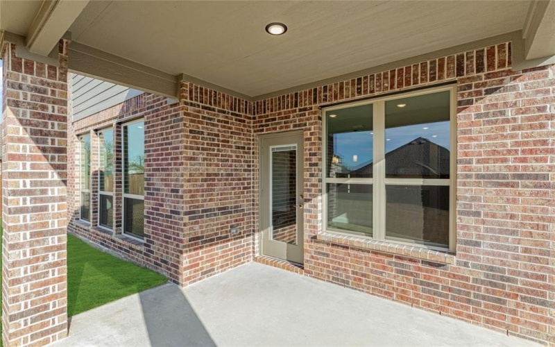 8 Grouse Circle, Sanger, TX 76266, 4 Bedrooms Bedrooms, ,3 BathroomsBathrooms,Residential,For Sale,8 Grouse Circle,0,21101031