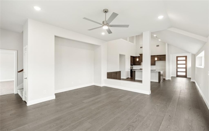 5 Grouse Circle, Sanger, TX 76266, 4 Bedrooms Bedrooms, ,3 BathroomsBathrooms,Residential,For Sale,5 Grouse Circle,0,21101065