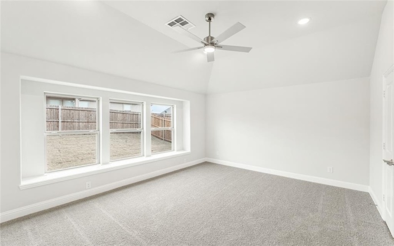 5 Grouse Circle, Sanger, TX 76266, 4 Bedrooms Bedrooms, ,3 BathroomsBathrooms,Residential,For Sale,5 Grouse Circle,0,21101065