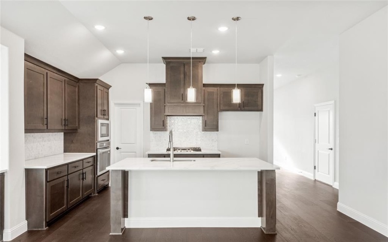 169 Creekside Drive, Sanger, TX 76266, 4 Habitaciones Habitaciones , ,3 BañosBaños,Residential,En Venta,169 Creekside Drive,0,21101107