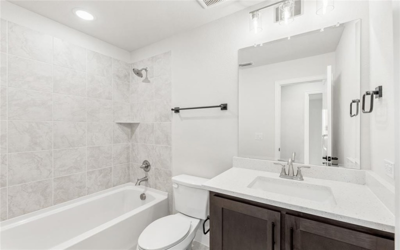 169 Creekside Drive, Sanger, TX 76266, 4 Habitaciones Habitaciones , ,3 BañosBaños,Residential,En Venta,169 Creekside Drive,0,21101107