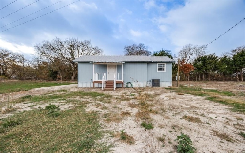 1250 County Road 4120, Bonham, TX 75418, 1 Dormitorio Habitaciones , ,1 BañoBaños,Residential,En Venta,1250 County Road 4120,0,21104275