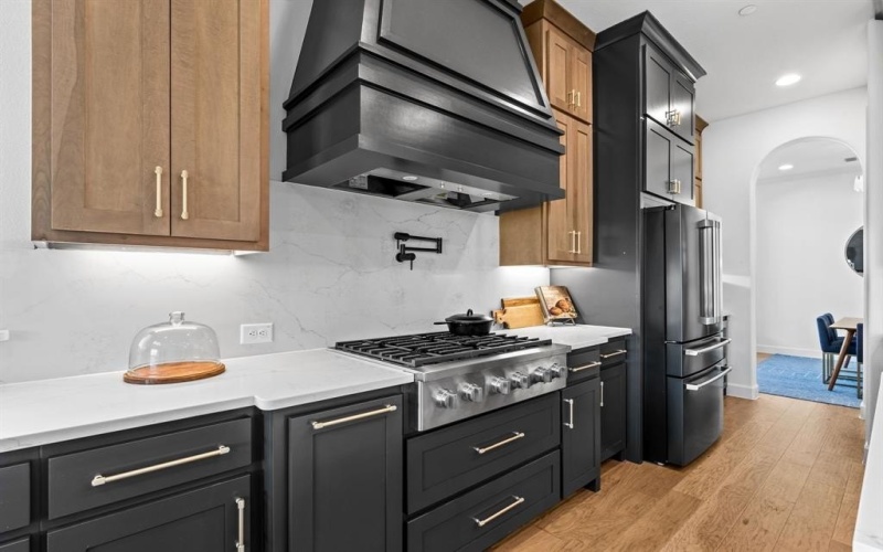 8736 Edgewater Drive, The Colony, TX 75056, 5 Bedrooms Bedrooms, ,6 BathroomsBathrooms,Residential,For Sale,8736 Edgewater Drive,0,21111263