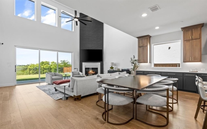 8736 Edgewater Drive, The Colony, TX 75056, 5 Bedrooms Bedrooms, ,6 BathroomsBathrooms,Residential,For Sale,8736 Edgewater Drive,0,21111263