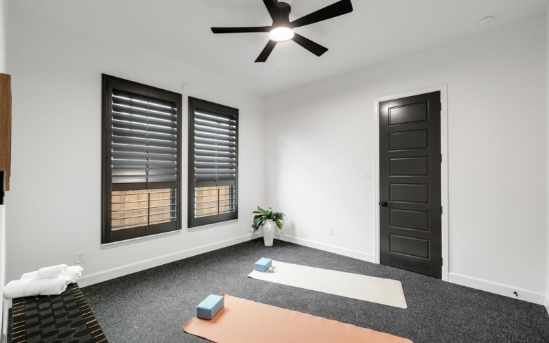 8724 Edgewater Drive, The Colony, TX 75056, 4 Bedrooms Bedrooms, ,3 BathroomsBathrooms,Residential,For Sale,8724 Edgewater Drive,0,21111298