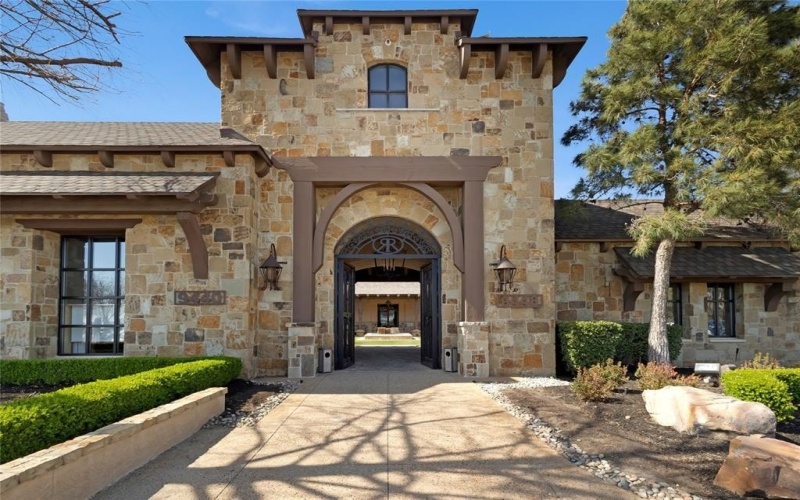 10309 Drinkwater Drive, Denton, TX 76207, 2 Bedrooms Bedrooms, ,2 BathroomsBathrooms,Residential,For Sale,10309 Drinkwater Drive,0,21111882