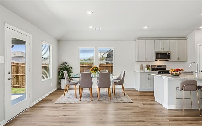 413 Midnight Oak Drive, McKinney, TX 75069, 4 Habitaciones Habitaciones , ,3 BañosBaños,Residential,En Venta,413 Midnight Oak Drive,0,21114174