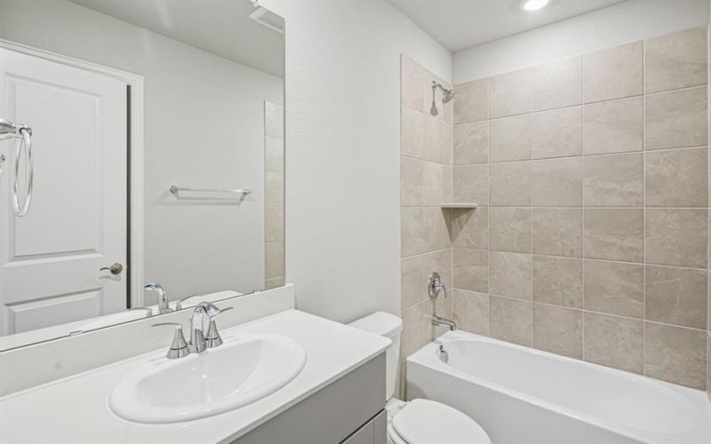 413 Midnight Oak Drive, McKinney, TX 75069, 4 Habitaciones Habitaciones , ,3 BañosBaños,Residential,En Venta,413 Midnight Oak Drive,0,21114174