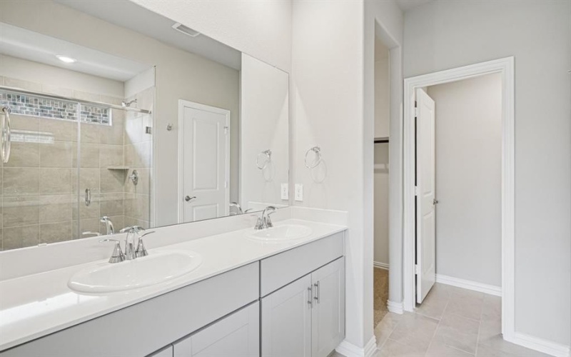 413 Midnight Oak Drive, McKinney, TX 75069, 4 Habitaciones Habitaciones , ,3 BañosBaños,Residential,En Venta,413 Midnight Oak Drive,0,21114174