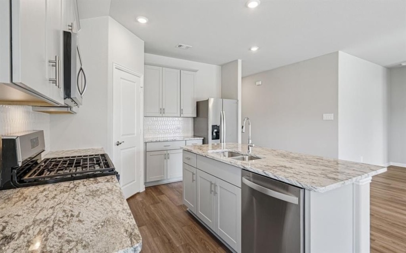 413 Midnight Oak Drive, McKinney, TX 75069, 4 Habitaciones Habitaciones , ,3 BañosBaños,Residential,En Venta,413 Midnight Oak Drive,0,21114174