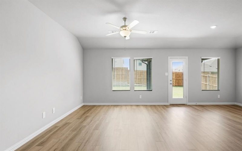 413 Midnight Oak Drive, McKinney, TX 75069, 4 Habitaciones Habitaciones , ,3 BañosBaños,Residential,En Venta,413 Midnight Oak Drive,0,21114174