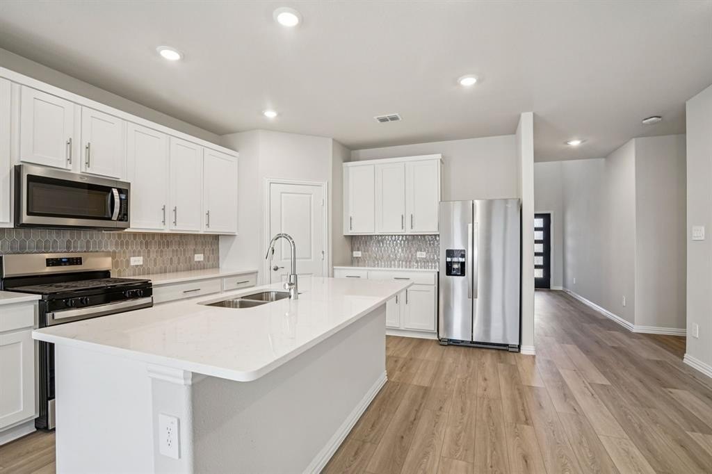 411 Midnight Oak Drive, McKinney, TX 75069, 5 Bedrooms Bedrooms, ,3 BathroomsBathrooms,Residential,For Sale,411 Midnight Oak Drive,0,21114175