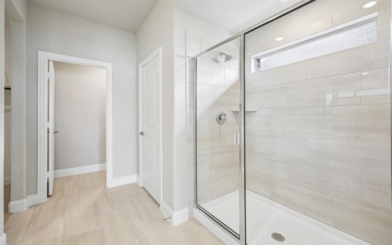 409 Midnight Oak Drive, McKinney, TX 75069, 4 Habitaciones Habitaciones , ,3 BañosBaños,Residential,En Venta,409 Midnight Oak Drive,0,21114176