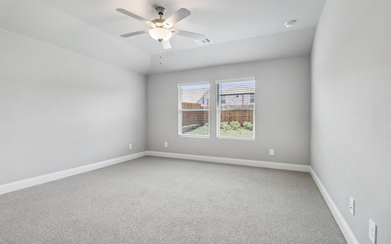 407 Midnight Oak Drive, McKinney, TX 75069, 4 Habitaciones Habitaciones , ,3 BañosBaños,Residential,En Venta,407 Midnight Oak Drive,0,21114178