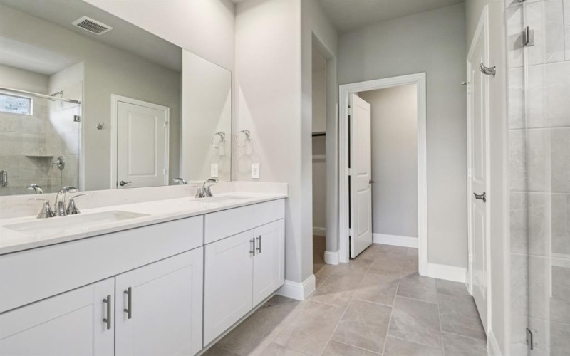 407 Midnight Oak Drive, McKinney, TX 75069, 4 Habitaciones Habitaciones , ,3 BañosBaños,Residential,En Venta,407 Midnight Oak Drive,0,21114178