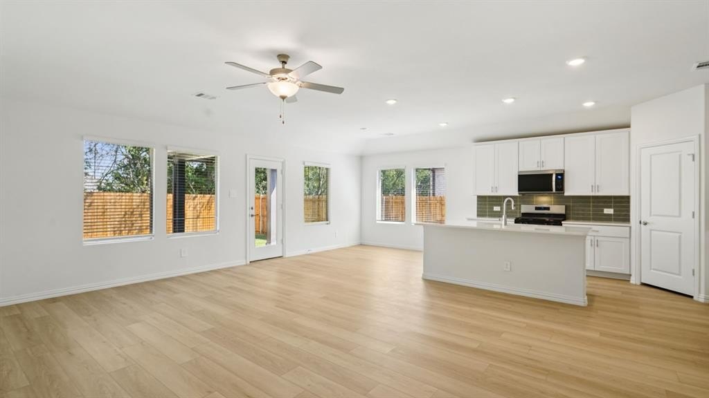 901 Buffalo Drive, Lowry Crossing, TX 75069, 4 Bedrooms Bedrooms, ,3 BathroomsBathrooms,Residential,For Sale,901 Buffalo Drive,0,21114179