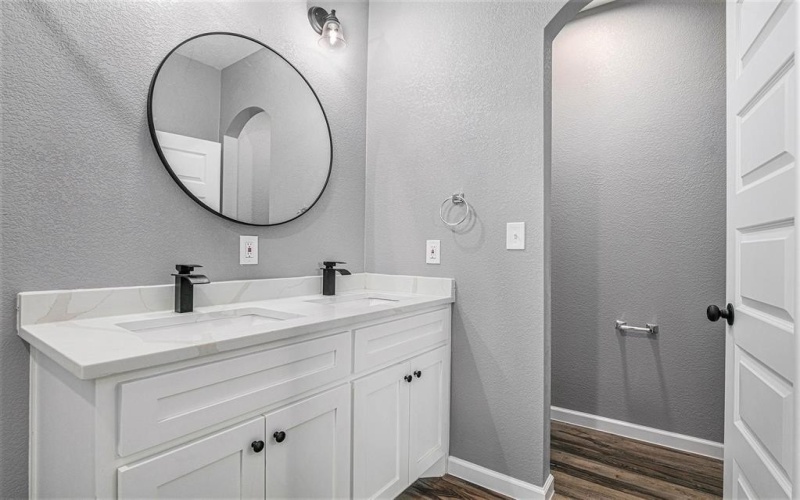 1615 E Hattie Street, Fort Worth, TX 76104, 3 Bedrooms Bedrooms, ,2 BathroomsBathrooms,Residential,For Sale,1615 E Hattie Street,0,21115462