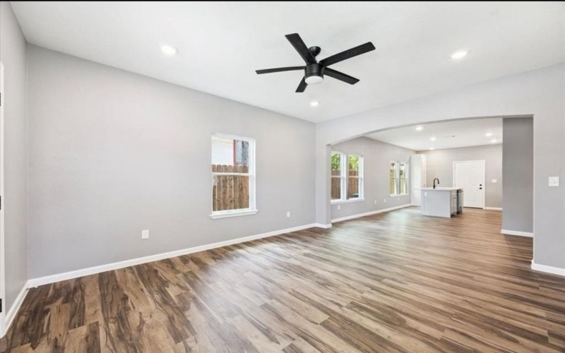 1615 E Hattie Street, Fort Worth, TX 76104, 3 Bedrooms Bedrooms, ,2 BathroomsBathrooms,Residential,For Sale,1615 E Hattie Street,0,21115462