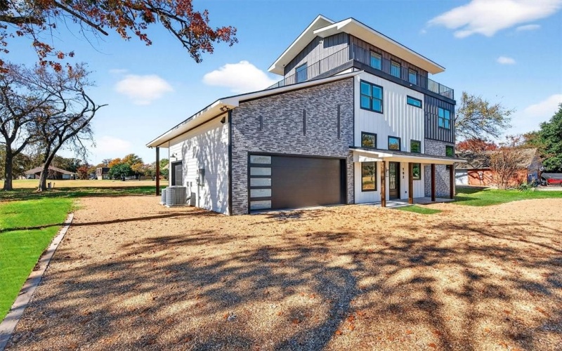 102 Huron Trail, Lake Kiowa, TX 76240, 6 Habitaciones Habitaciones , ,5 BañosBaños,Residential,En Venta,102 Huron Trail,0,21116449