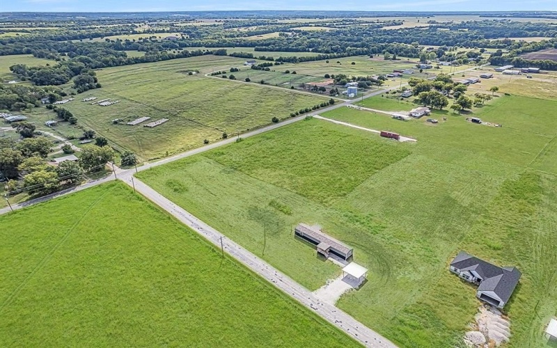 1206 Hayes Road, Sherman, TX 75090, 3 Bedrooms Bedrooms, ,2 BathroomsBathrooms,Residential,For Sale,1206 Hayes Road,0,21116761