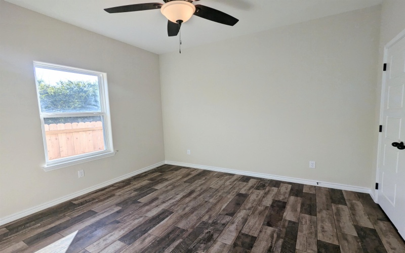 1714 E Ave G, Lampasas, TX 76550, 3 Bedrooms Bedrooms, ,2 BathroomsBathrooms,Residential,For Sale,1714 E Ave G,172735