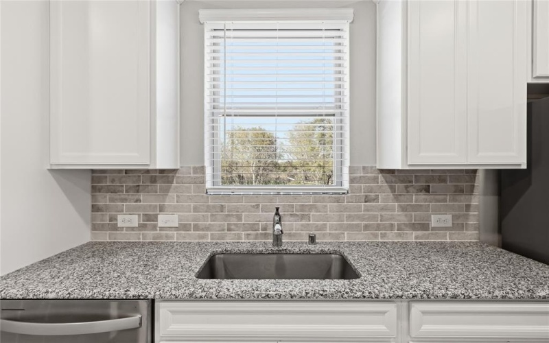 5516 Candlewood Drive, Denton, TX 76207, 3 Bedrooms Bedrooms, ,2 BathroomsBathrooms,Residential,For Sale,5516 Candlewood Drive,0,21117390