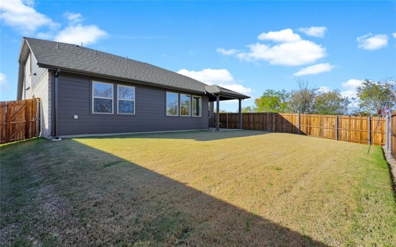 5516 Candlewood Drive, Denton, TX 76207, 3 Bedrooms Bedrooms, ,2 BathroomsBathrooms,Residential,For Sale,5516 Candlewood Drive,0,21117390