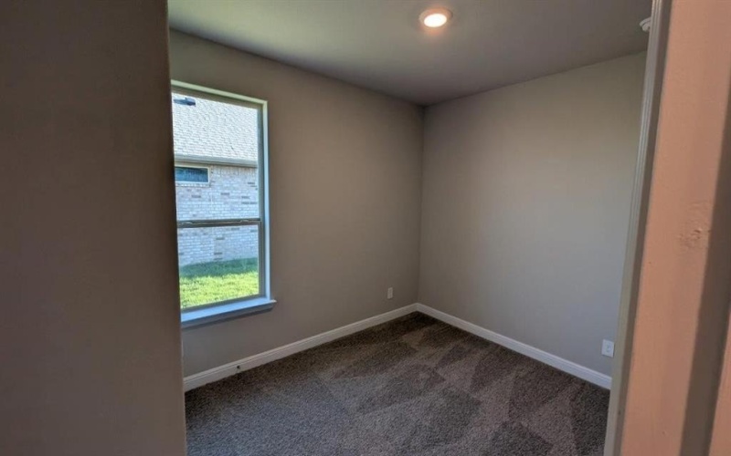 1233 BELTWAY Lane, Granbury, TX 76048, 4 Bedrooms Bedrooms, ,2 BathroomsBathrooms,Residential,For Sale,1233 BELTWAY Lane,0,21117439