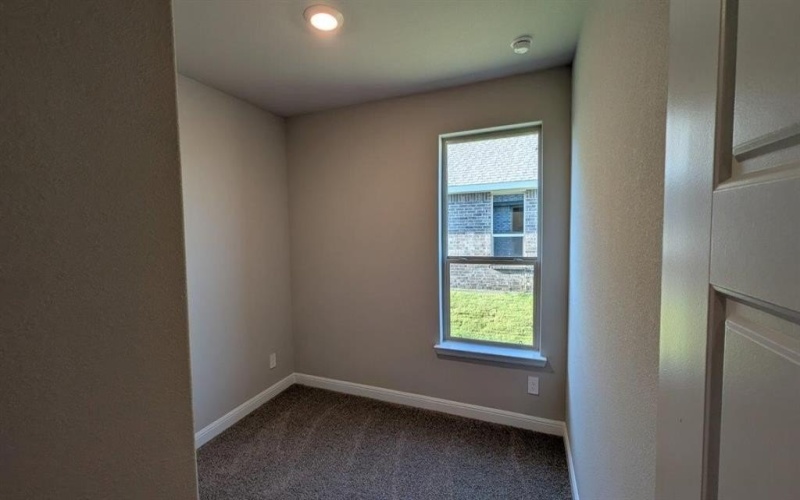 1233 BELTWAY Lane, Granbury, TX 76048, 4 Bedrooms Bedrooms, ,2 BathroomsBathrooms,Residential,For Sale,1233 BELTWAY Lane,0,21117439