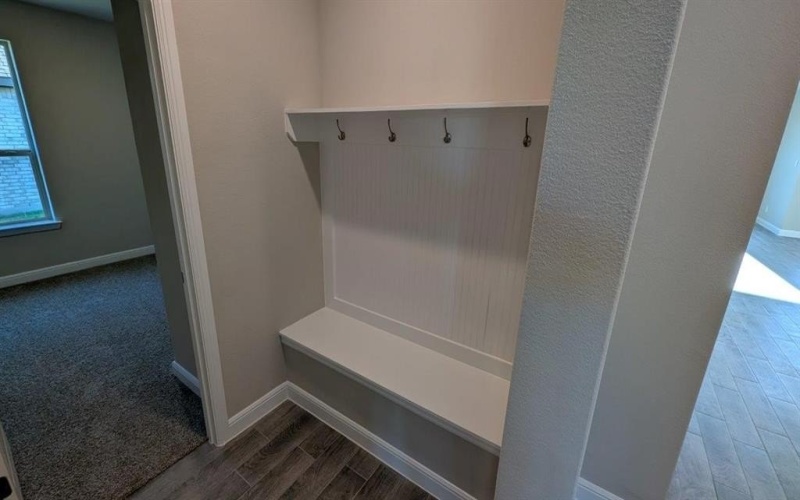 1237 BELTWAY Lane, Granbury, TX 76048, 4 Bedrooms Bedrooms, ,2 BathroomsBathrooms,Residential,For Sale,1237 BELTWAY Lane,0,21117444