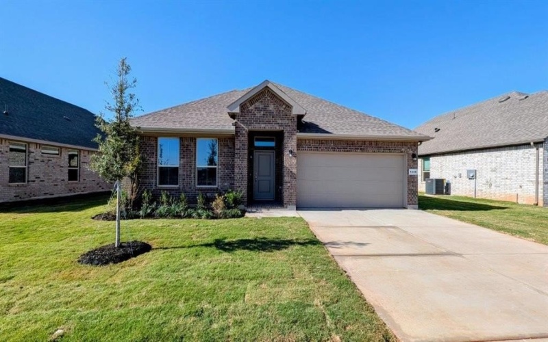 1249 BELTWAY Lane, Granbury, TX 76048, 4 Habitaciones Habitaciones , ,2 BañosBaños,Residential,En Venta,1249 BELTWAY Lane,0,21117467
