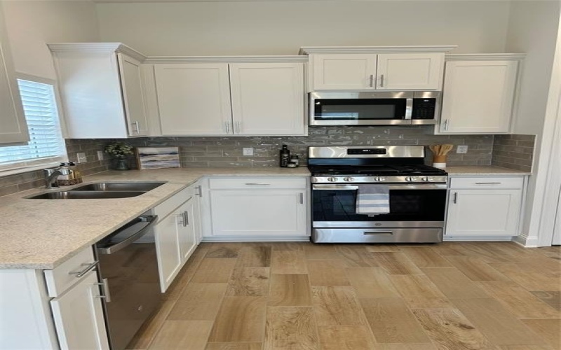 345 Prien Lake Loop, Bossier City, LA 71111, 3 Habitaciones Habitaciones , ,2 BañosBaños,Residential,En Venta,345 Prien Lake Loop,0,21117604