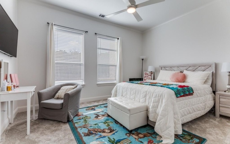 129 Lariat Court, Azle, TX 76020, 5 Bedrooms Bedrooms, ,3 BathroomsBathrooms,Residential,For Sale,129 Lariat Court,0,21117974