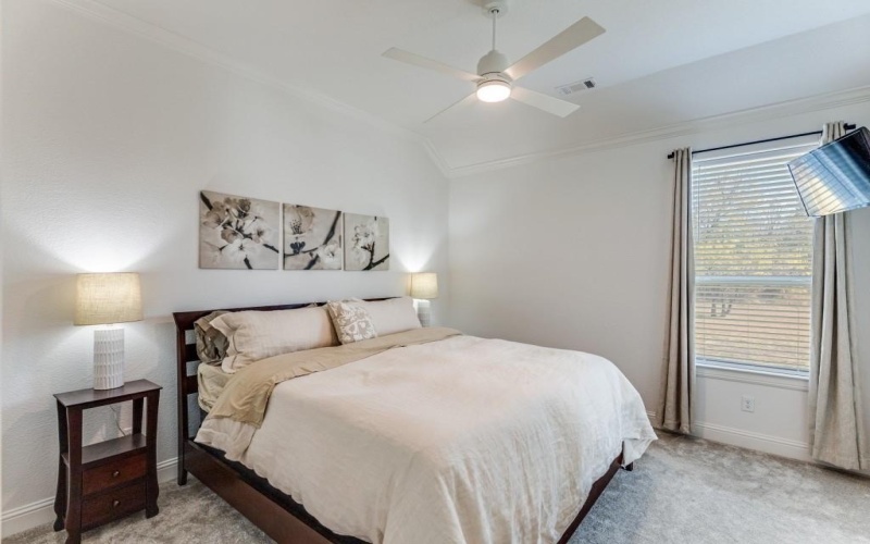 129 Lariat Court, Azle, TX 76020, 5 Bedrooms Bedrooms, ,3 BathroomsBathrooms,Residential,For Sale,129 Lariat Court,0,21117974