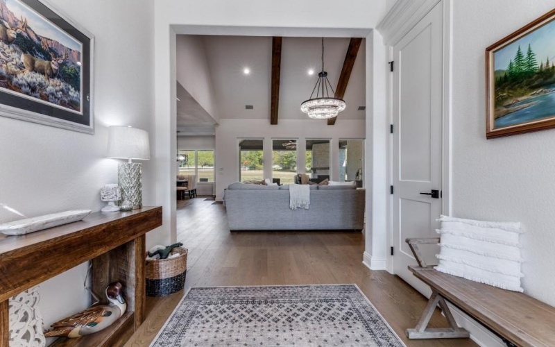 129 Lariat Court, Azle, TX 76020, 5 Bedrooms Bedrooms, ,3 BathroomsBathrooms,Residential,For Sale,129 Lariat Court,0,21117974