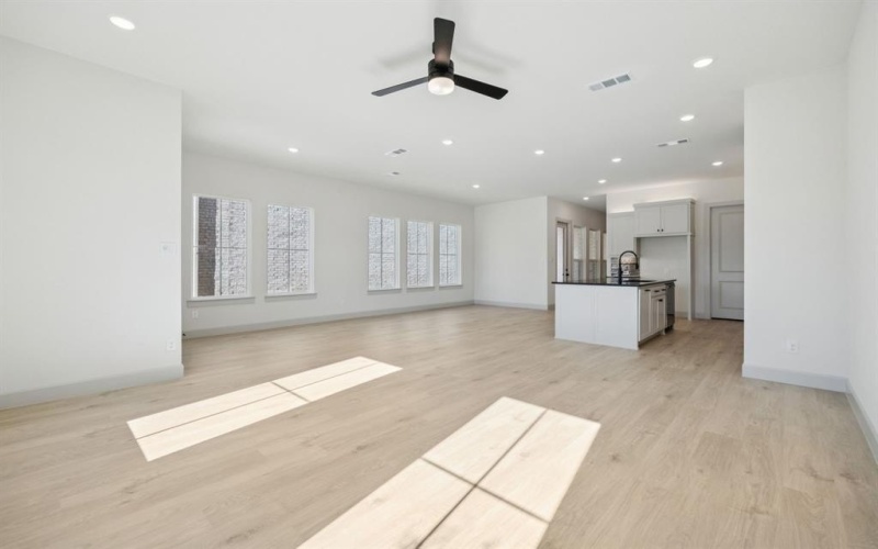 416 Dover Mews, Celina, TX 75009, 4 Bedrooms Bedrooms, ,3 BathroomsBathrooms,Residential,For Sale,416 Dover Mews,0,21118078