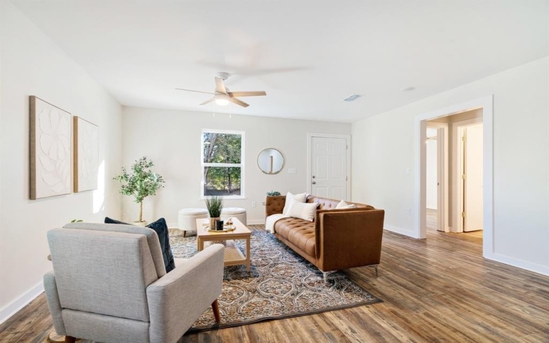 1337 E Houston Street, Paris, TX 75460, 3 Bedrooms Bedrooms, ,2 BathroomsBathrooms,Residential,For Sale,1337 E Houston Street,0,21118232