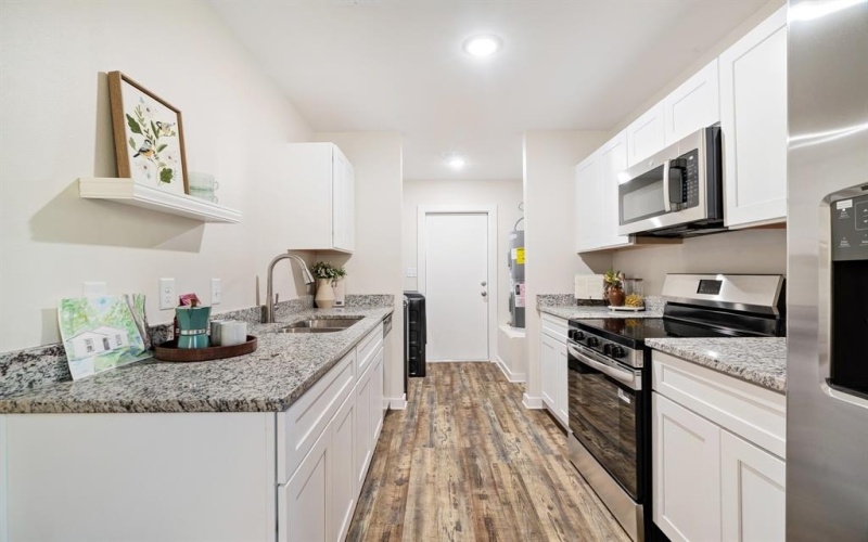 1337 E Houston Street, Paris, TX 75460, 3 Bedrooms Bedrooms, ,2 BathroomsBathrooms,Residential,For Sale,1337 E Houston Street,0,21118232