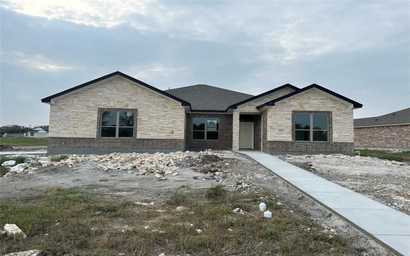 126 Lasso Loop, Lorena, TX 76655, 3 Bedrooms Bedrooms, ,2 BathroomsBathrooms,Residential,For Sale,126 Lasso Loop,0,21118571