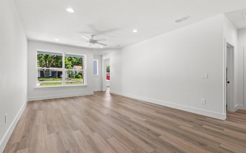 516 Florence, Denison, TX 75020, 3 Habitaciones Habitaciones , ,2 BañosBaños,Residential,En Venta,516 Florence,0,21118619