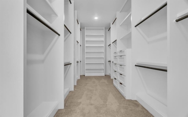 14626 Southern Pines Drive, Farmers Branch, TX 75234, 5 Habitaciones Habitaciones , ,6 BañosBaños,Residential,En Venta,14626 Southern Pines Drive,0,21118657