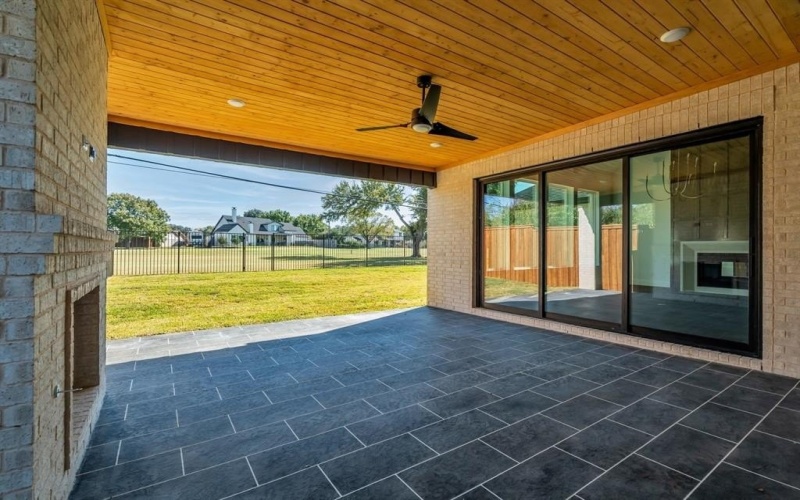 14626 Southern Pines Drive, Farmers Branch, TX 75234, 5 Habitaciones Habitaciones , ,6 BañosBaños,Residential,En Venta,14626 Southern Pines Drive,0,21118657