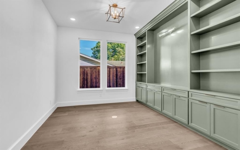 14626 Southern Pines Drive, Farmers Branch, TX 75234, 5 Habitaciones Habitaciones , ,6 BañosBaños,Residential,En Venta,14626 Southern Pines Drive,0,21118657