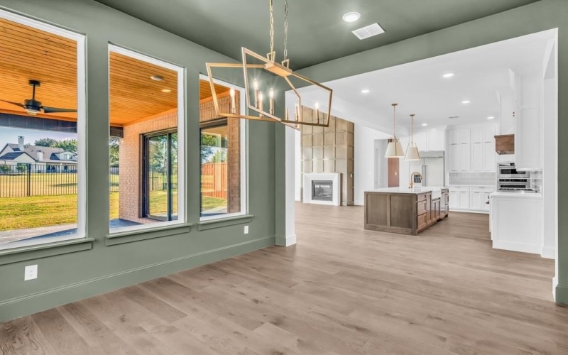 14626 Southern Pines Drive, Farmers Branch, TX 75234, 5 Habitaciones Habitaciones , ,6 BañosBaños,Residential,En Venta,14626 Southern Pines Drive,0,21118657